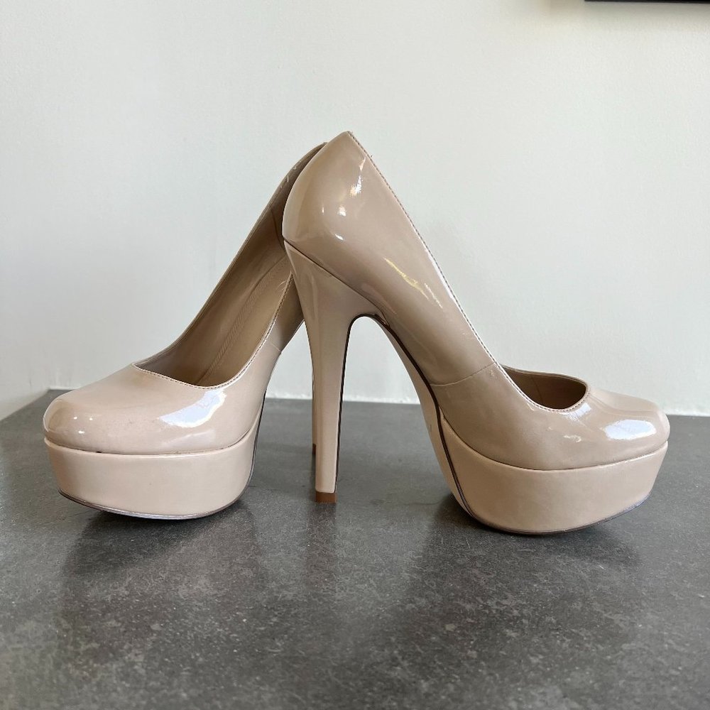aldo nude pumps